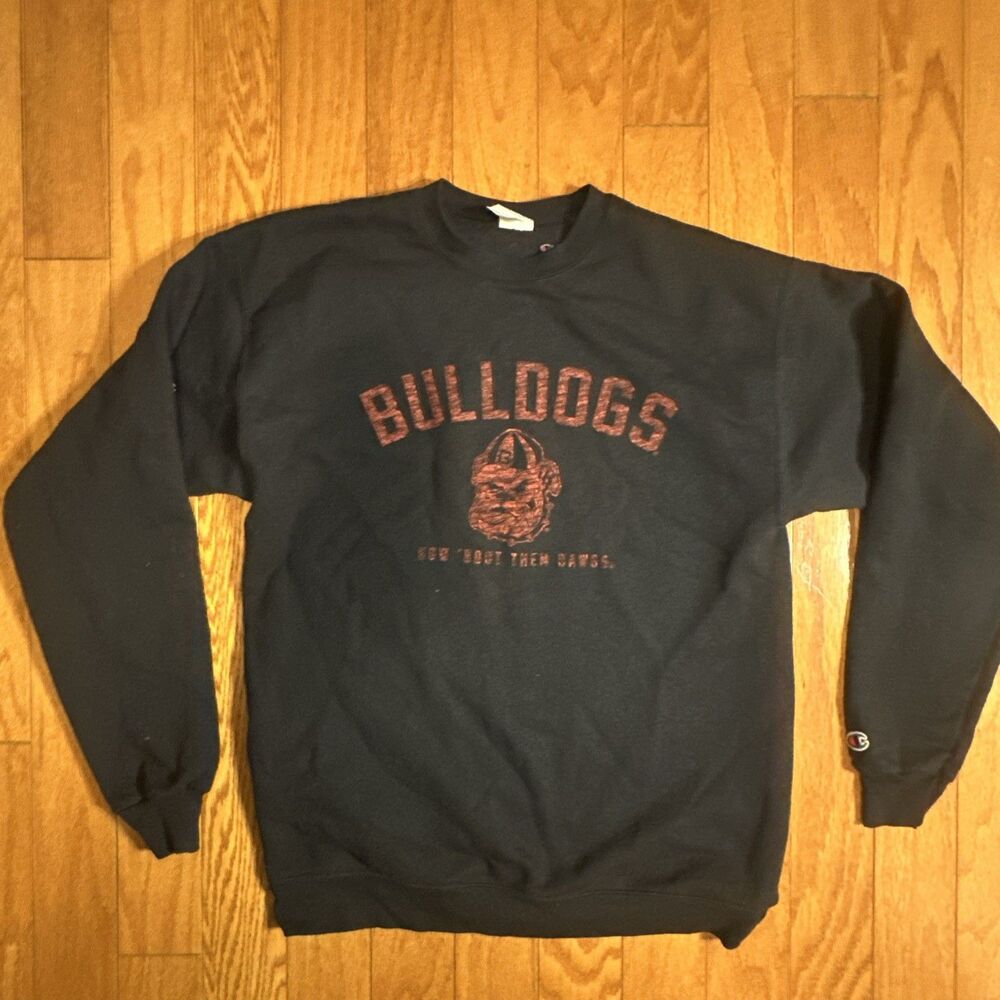 Champion  Georgia Bulldogs Black Men's Crewneck Sweater Size M  Vintage NCAA